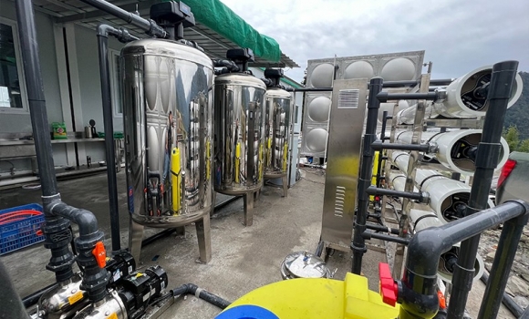 四川樂(lè)山磷礦廠8噸超濾設(shè)備